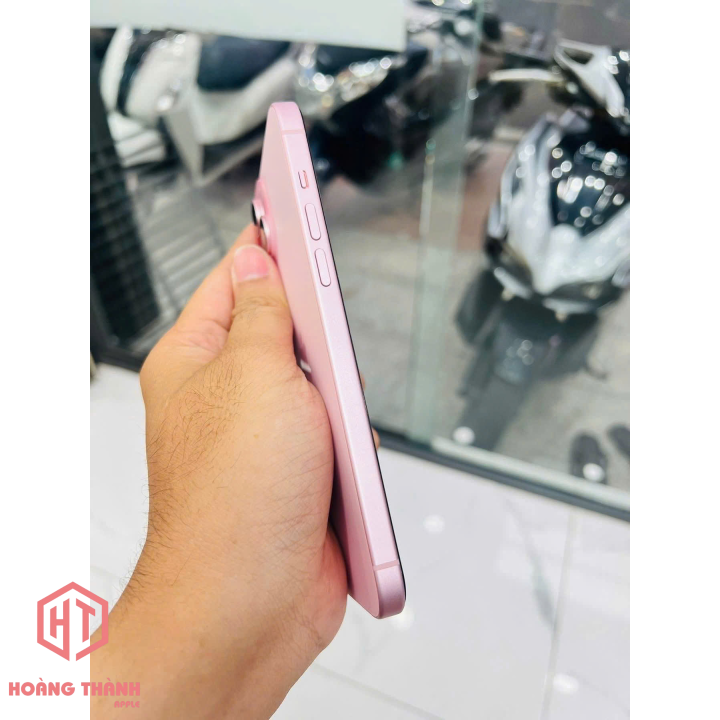 iPhone 15 Plus